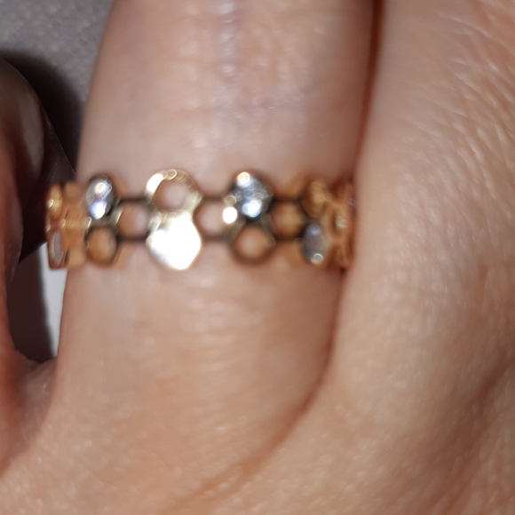 (6)🆕️🚨Host Pick🚨Engagement Honeycomb With Rhinestones Band⚘️🚨 - Picture 4 of 7